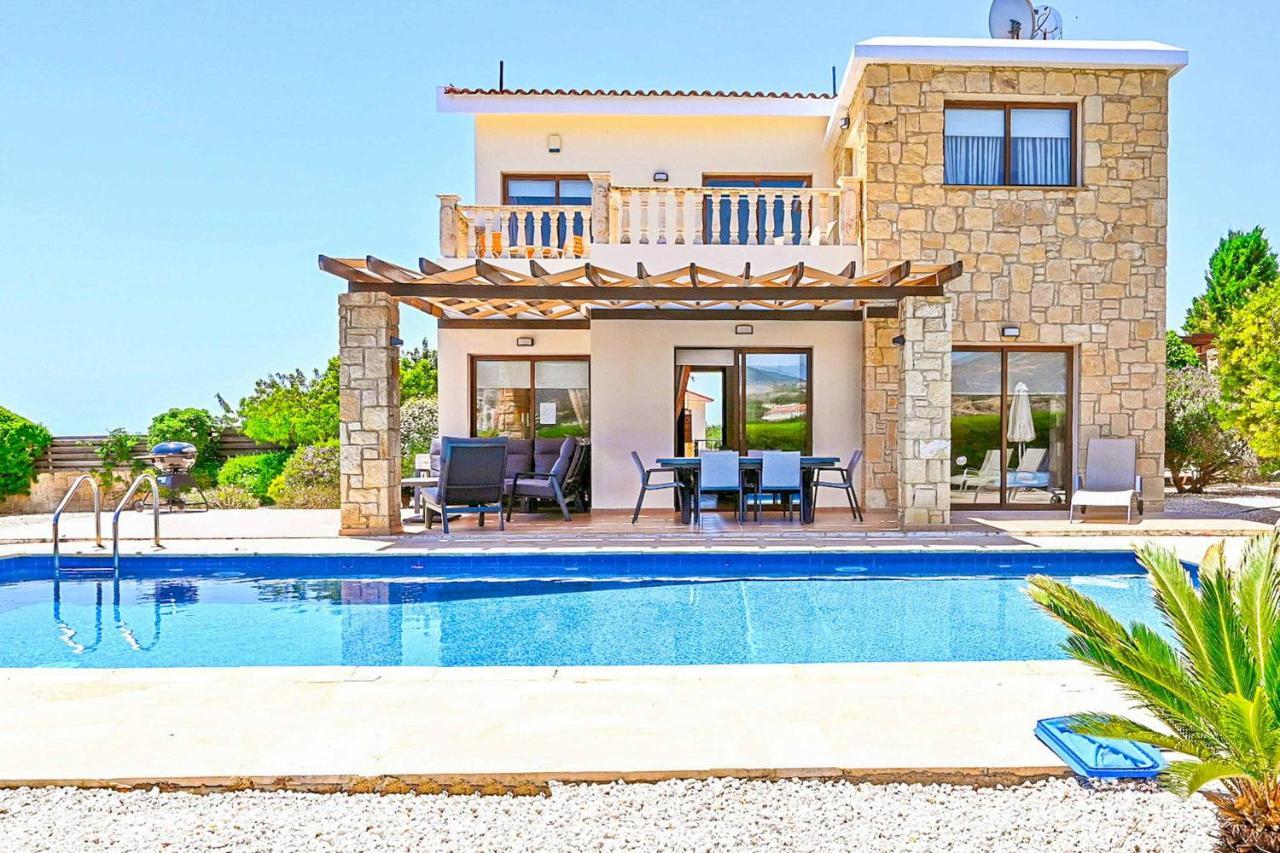 Villa Olivia Coral Пея Екстериор снимка